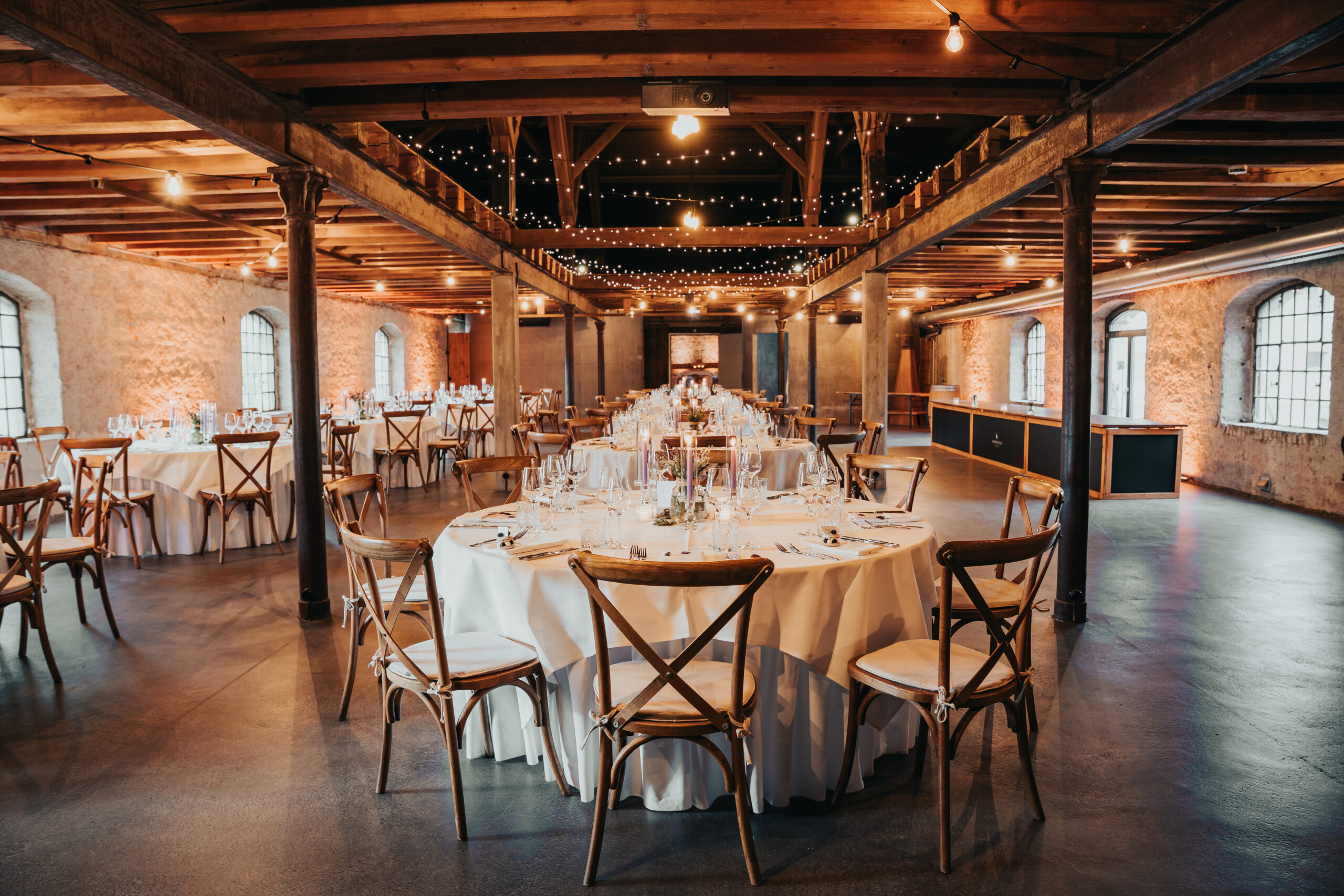 Festliches Abendessen im Galeriesaal